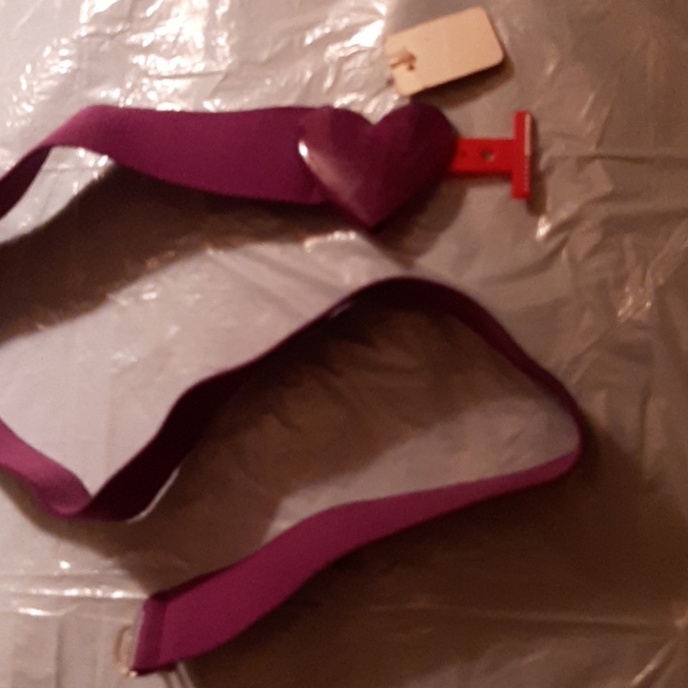 NEW WITH TAG, PURPLE HEART TEENS BELT